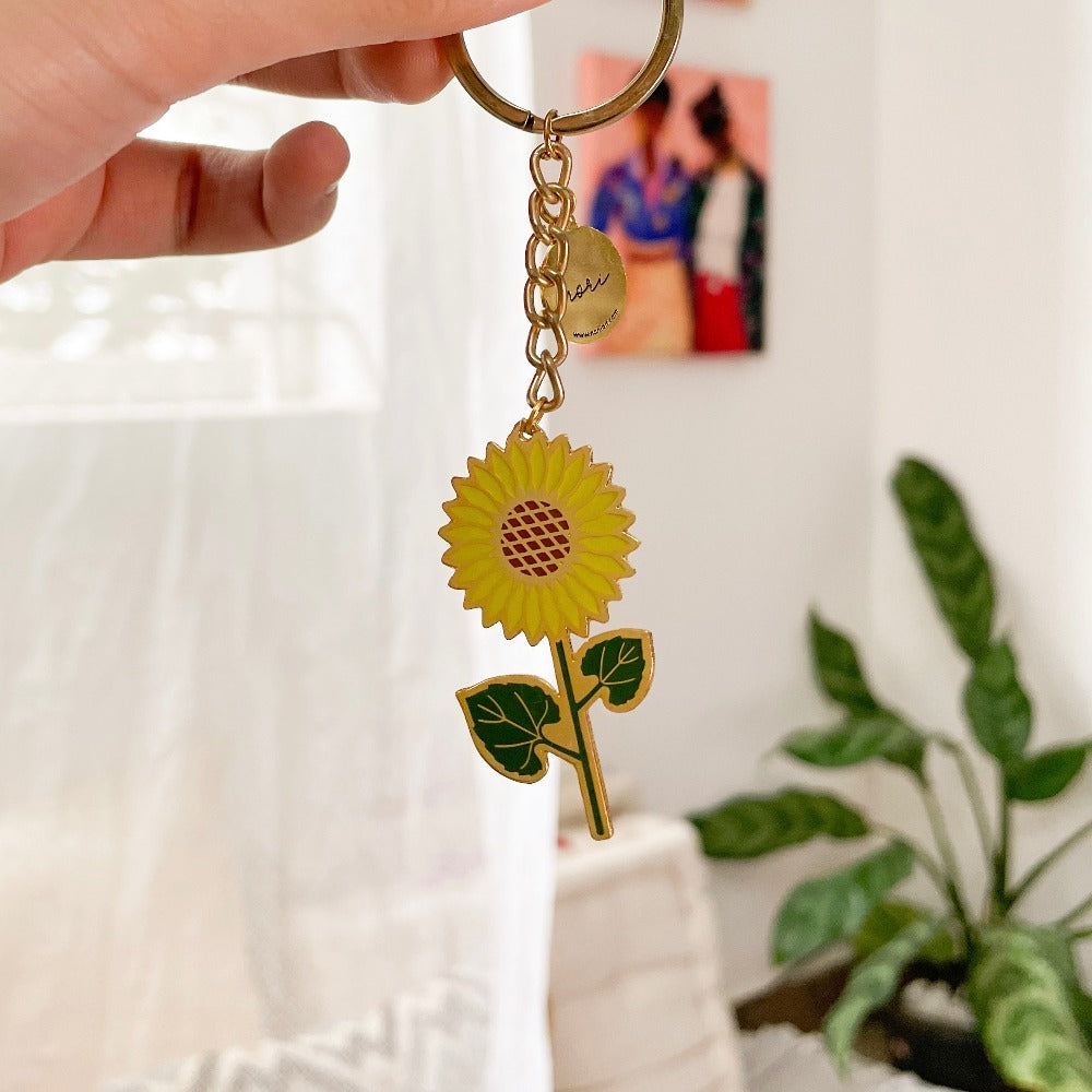 Radiant Sunflower Key Charm - Symbol of Positivity