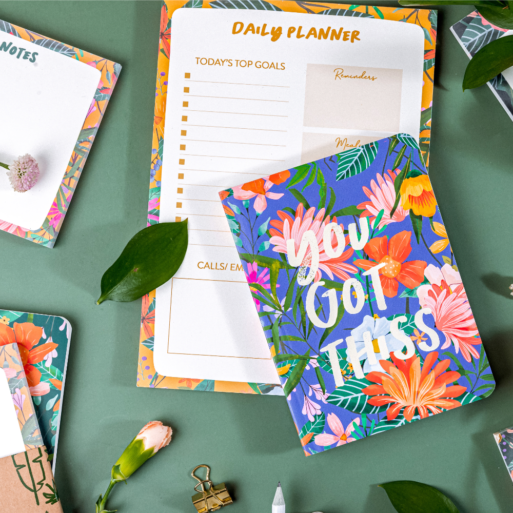 Floral Daily Planner - Productivity and Style